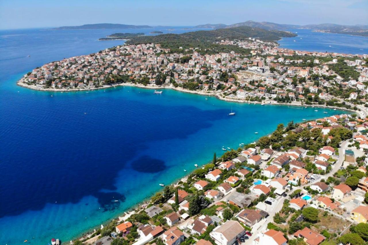 Apartments With A Parking Space Mavarstica, Ciovo - 17803 Trogir Bagian luar foto