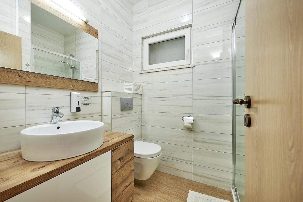 Apartments With A Parking Space Mavarstica, Ciovo - 17803 Trogir Bagian luar foto