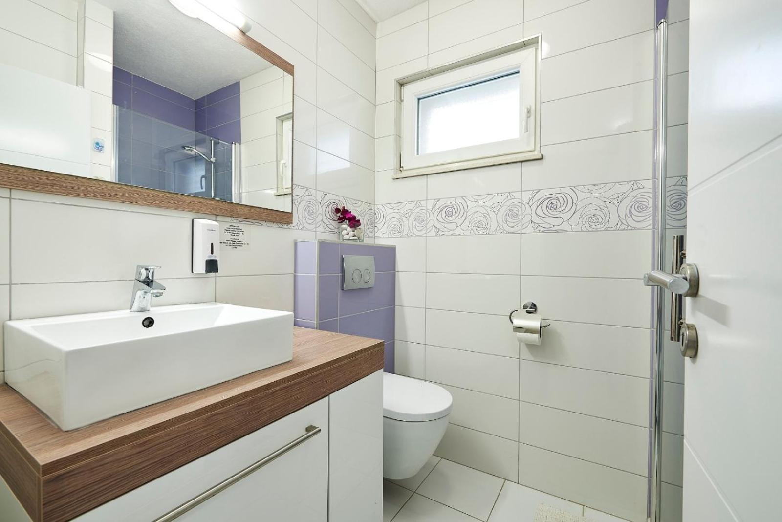 Apartments With A Parking Space Mavarstica, Ciovo - 17803 Trogir Ruang foto